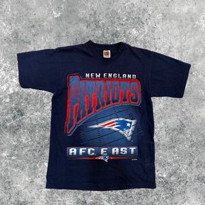 NFL Vintage 1996 New England Patriots Graphic Tee